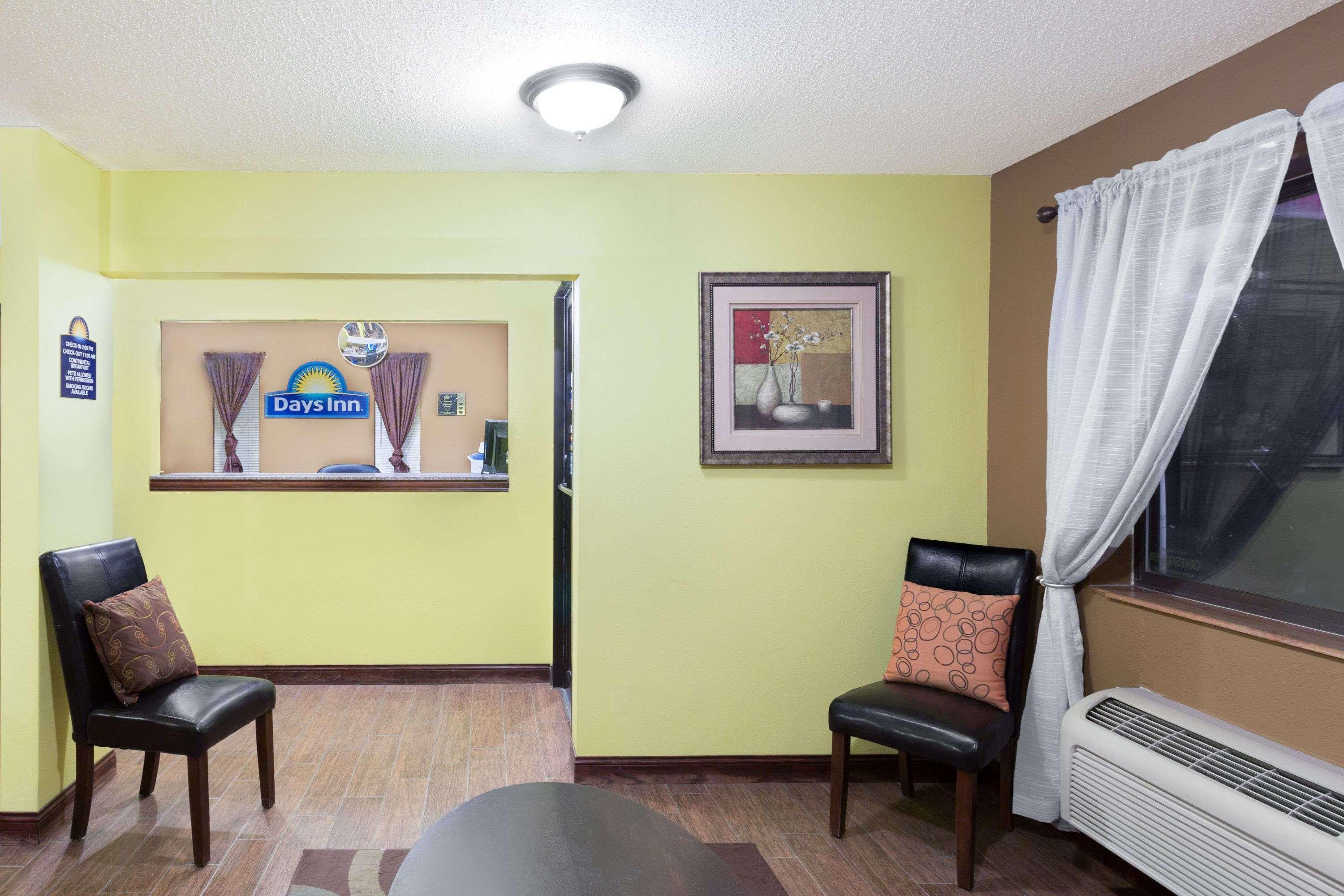 Econo Lodge Inn&Suites Yankton Exterior foto