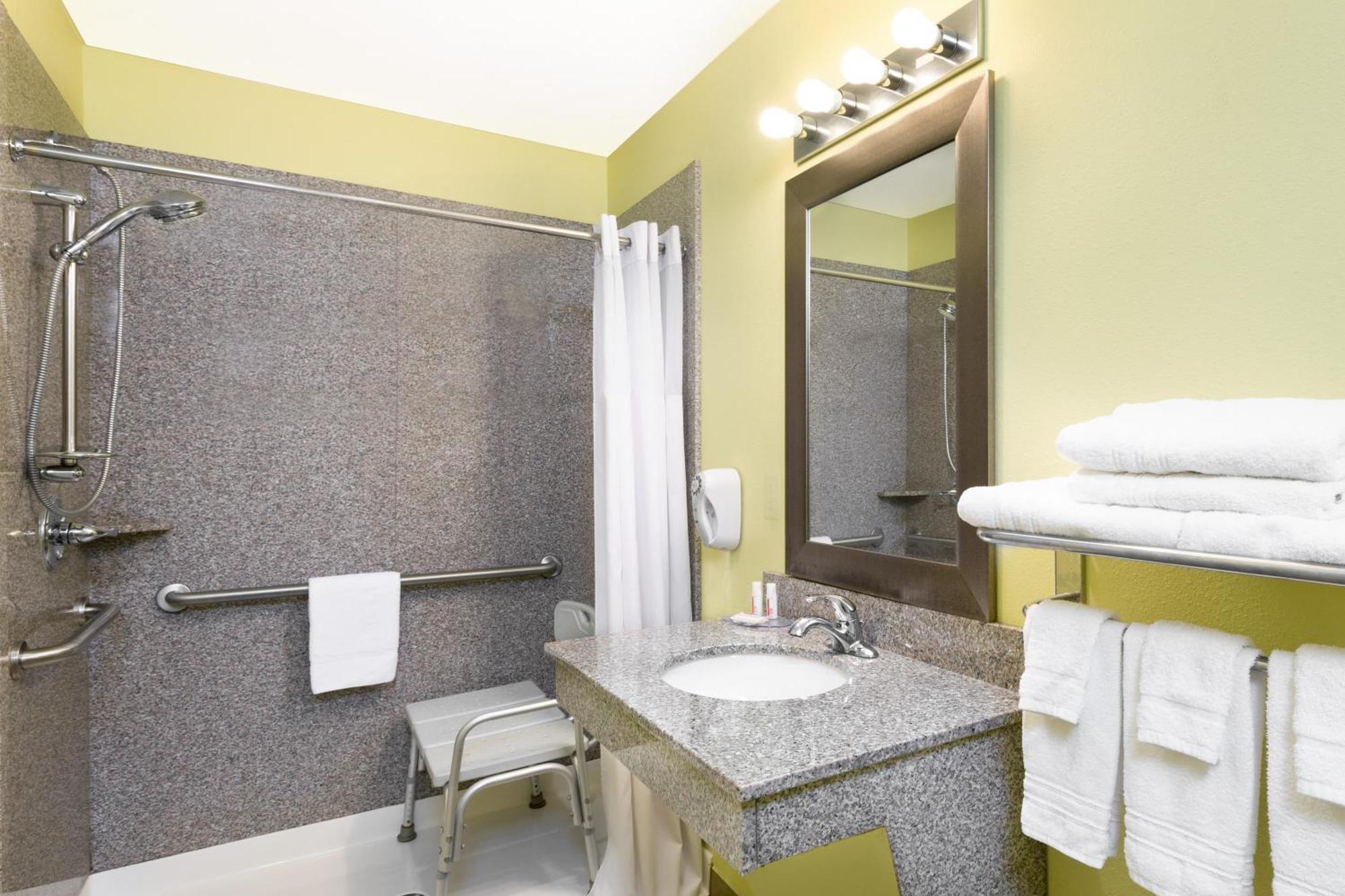 Econo Lodge Inn&Suites Yankton Habitación foto